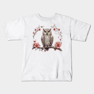 Owl on a tree branch flowers Kids T-Shirt